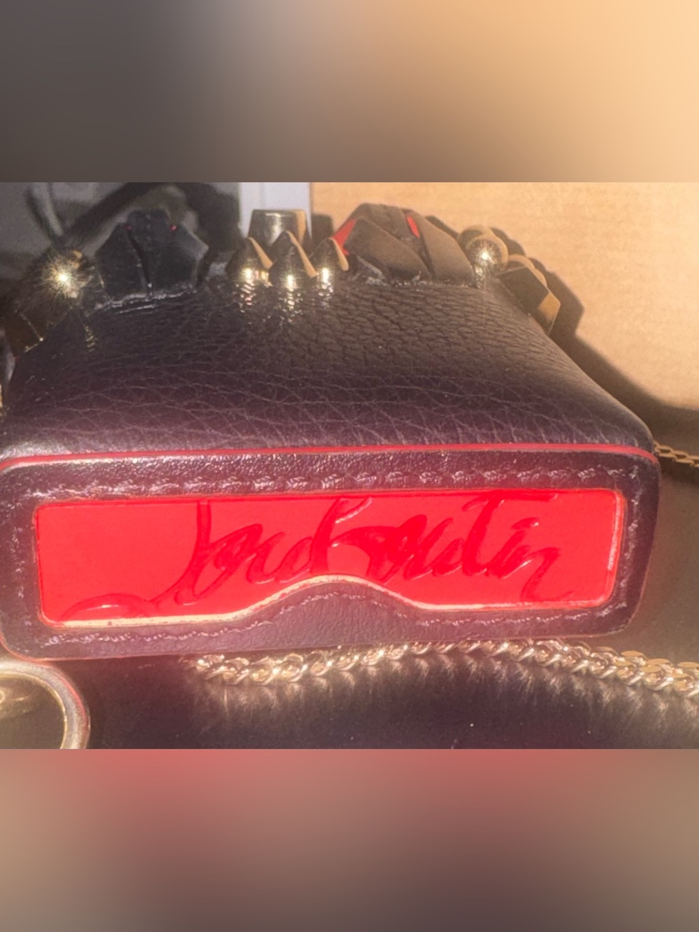 CHRISTIAN LOUBOUTIN CABATA MICRO SPIKE LEATHER, AIRPODS BAG - Picture 6 of 8